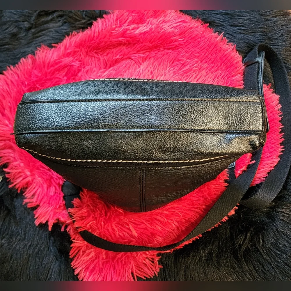 Vintage The Sak Black Pebbled Leather Hobo Crossbody Shoulder Bag